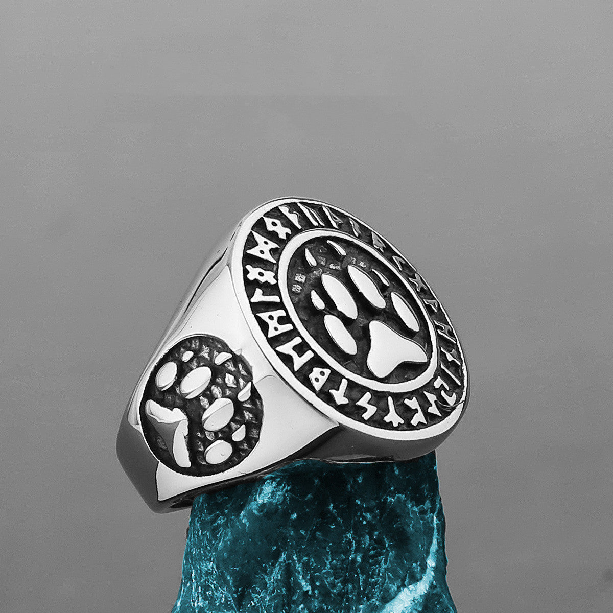 Bjorn_Ring_Viking_Century