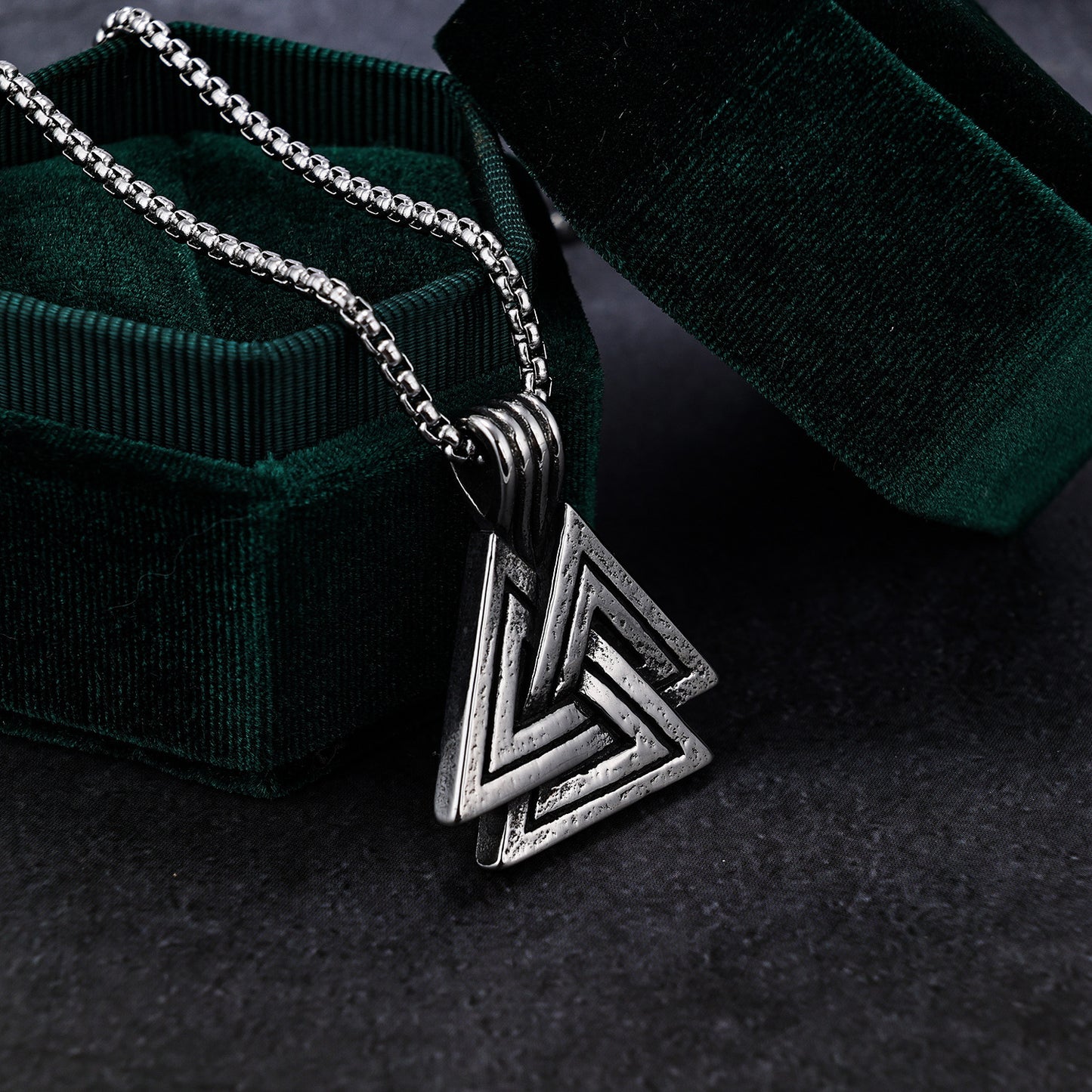 Odin’s Knot Necklace