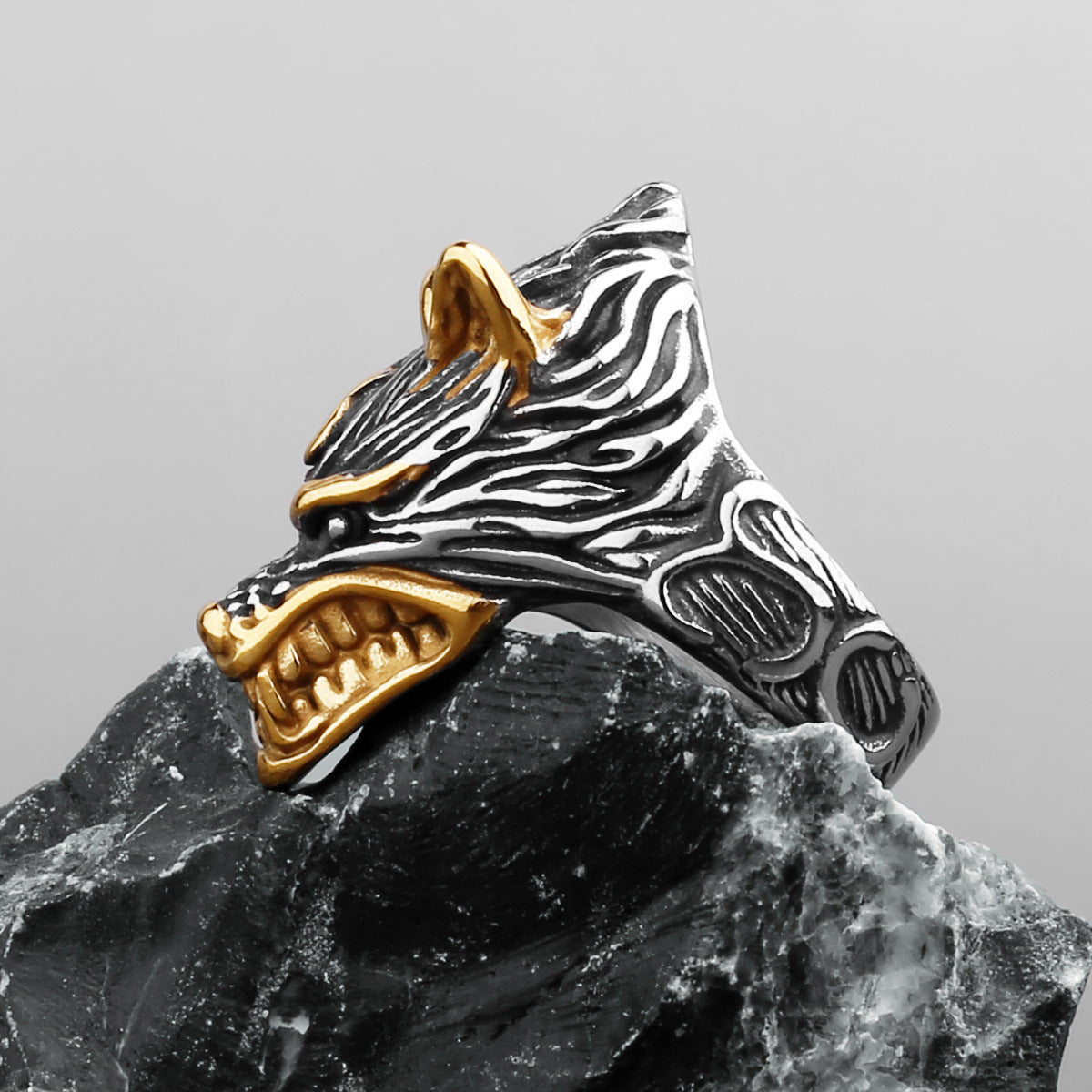 Wild Fangs Ring