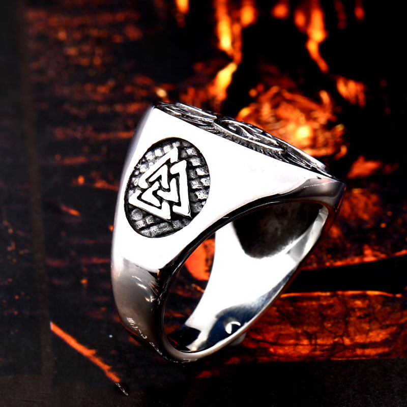 Eternal Knot Ring