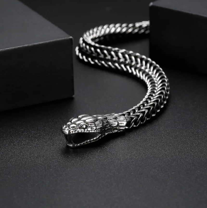 Nidhogg Snake Bracelet
