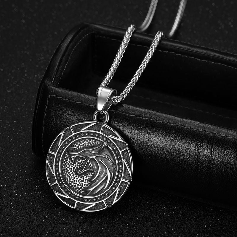 Viking_Wolf_Necklace_For_Men_Viking_Century
